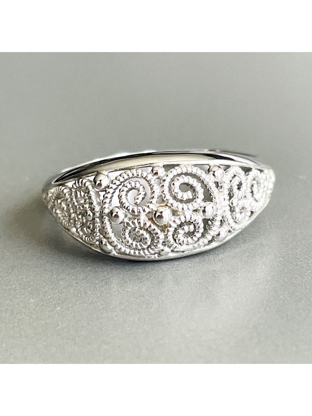 18k White Gold Filigree Dome Ring SOF Italian Designer